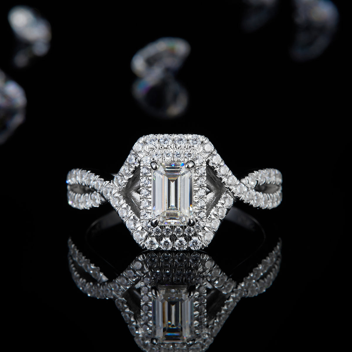 White Gold Plated Designed Full Set 0.8ct D Color Emerald Cut Moissan Diamond Women's Ring R0489