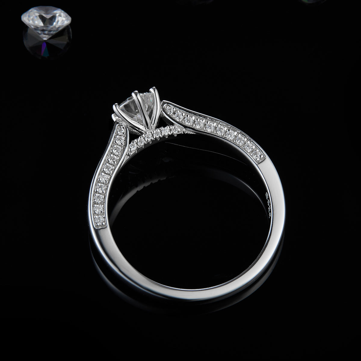 Classic 0.5ct Moissanite Silver Rings Six Claw White Gold Plated Women's S925 Ring R0106