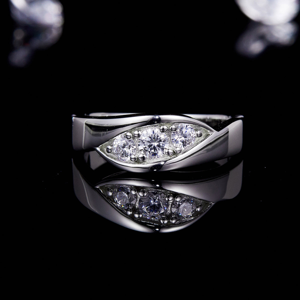 Moebius Loop White Gold Plated 0.2ct Moissanite D Color Diamond Women's 925 Sterling Silver Ring Designs R0023