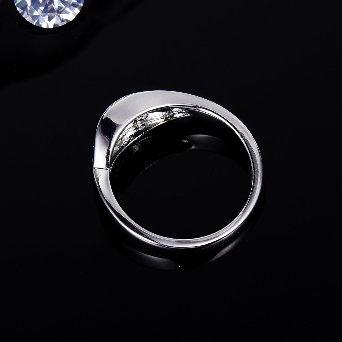 Moebius Loop White Gold Plated 0.2ct Moissanite D Color Diamond Women's 925 Sterling Silver Ring Designs R0023